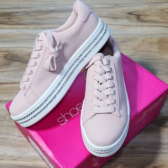 🔸️NIB Shoe Dazzle Blush Vyvyan Rhinestone Platform Shoes Size 8 - Picture 2 of 12